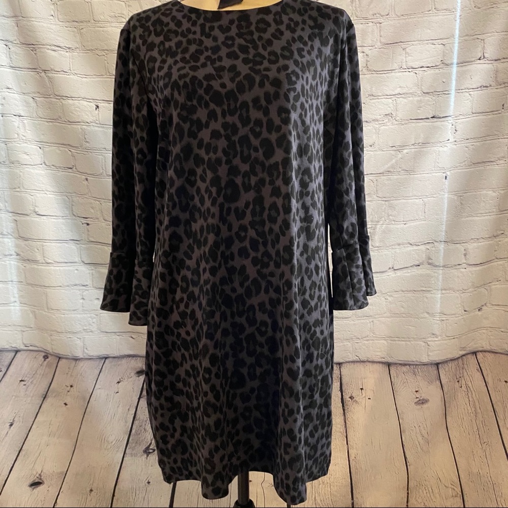 Old Navy || Grey/black leopard long sleeve print dress